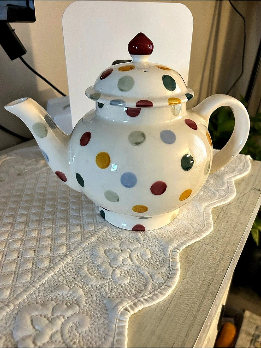 Emma Bridgewater Polka Dot 4-Mug Teapot White & Multicolor